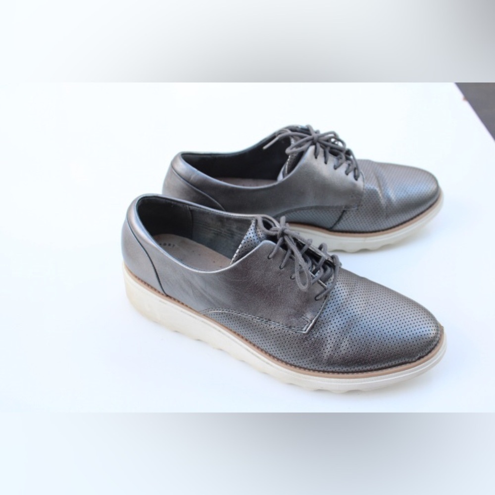 Clarks collected oxfords